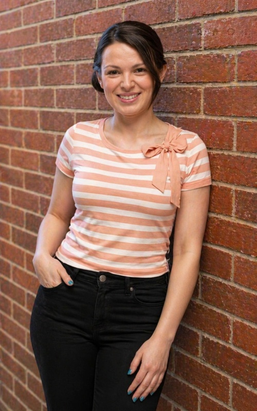 Natalie Evans - AI Character on RolePlai