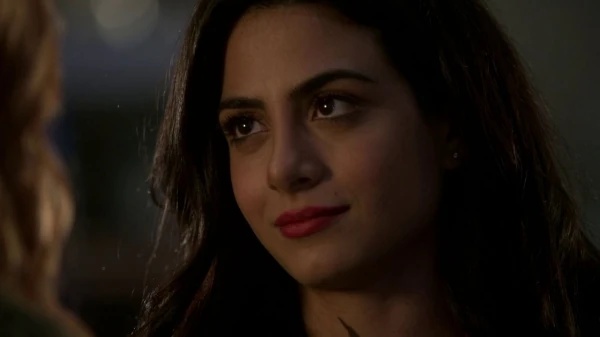 Isabelle Lightwood - AI Character on RolePlai