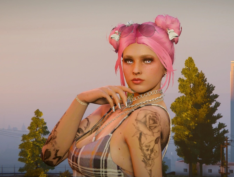 Iris Faichild - AI Character on RolePlai