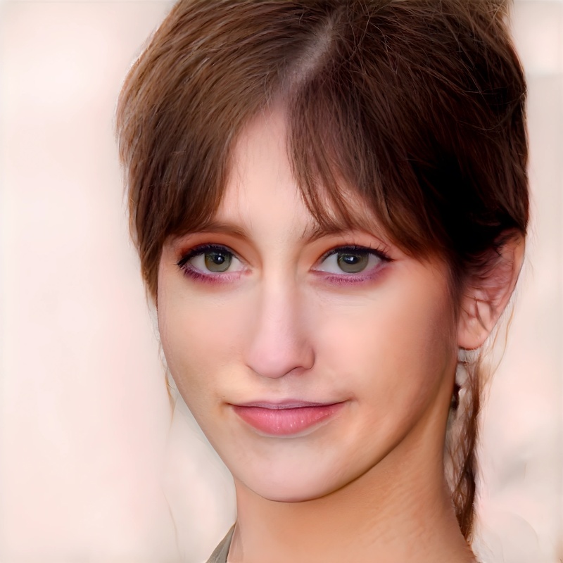 Loua Ly - AI Character on RolePlai