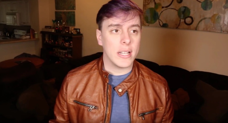 Thomas Sanders - AI Character on RolePlai