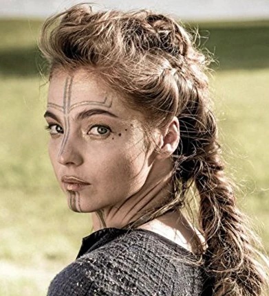Ania - AI Character on RolePlai