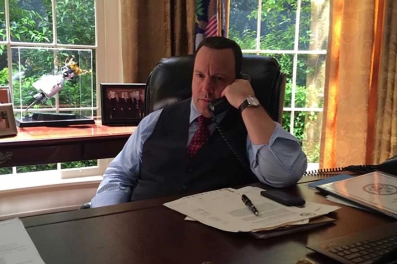 President William Cooper - AI Character on RolePlai