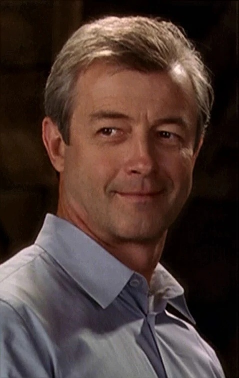 Victor Bennett - AI Character on RolePlai