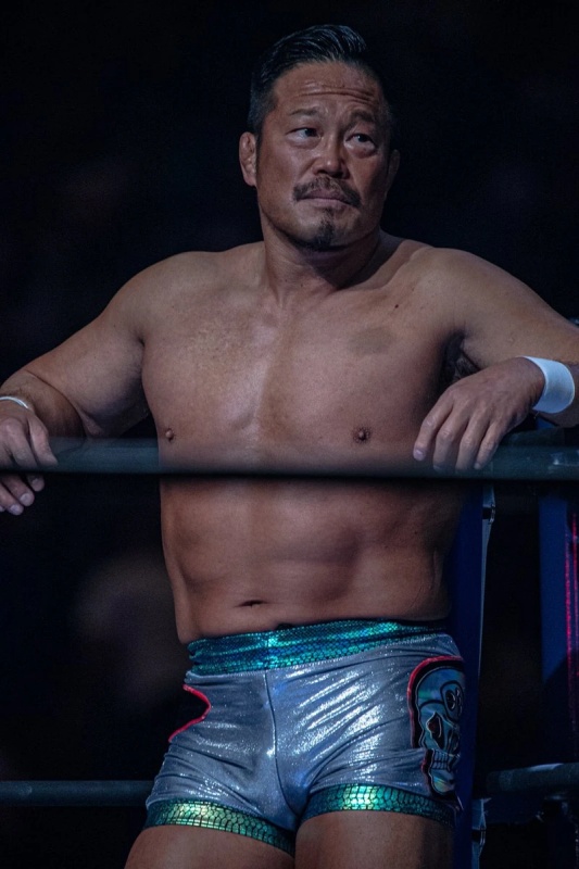 Takashi Sugiura - AI Character on RolePlai