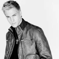 Christopher Blackwell - AI Character on RolePlai