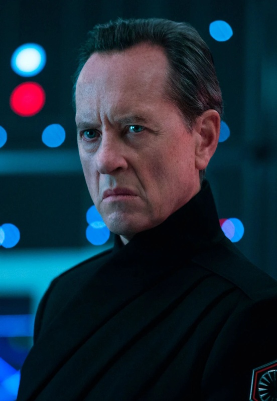 Admiral Hayden Ward - AI Character on RolePlai