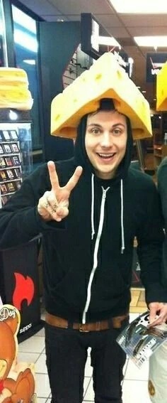 Frank Iero - AI Character on RolePlai