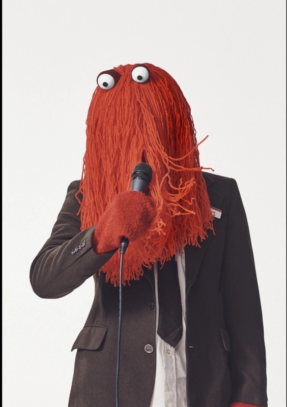 Red guy - AI Character on RolePlai