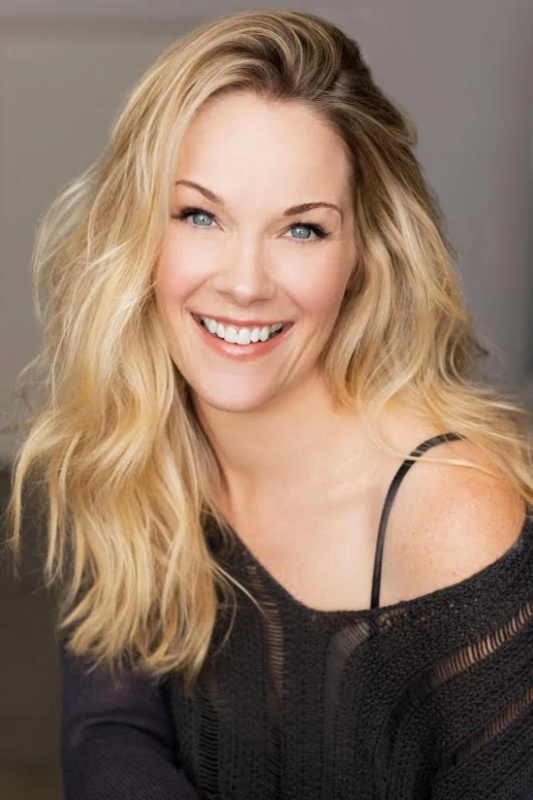 Andrea Anders - AI Character on RolePlai