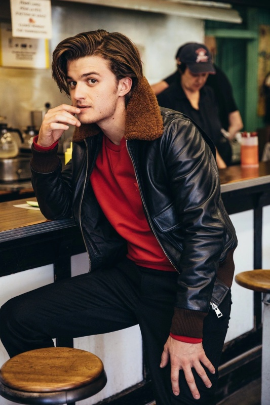 Andrew Baker - AI Character on RolePlai