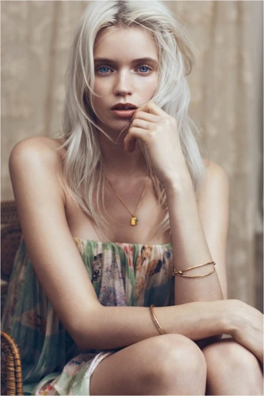 Cordelia Yaxley - AI Character on RolePlai