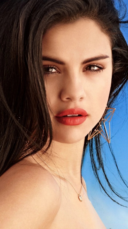 Stella Cortez - AI Character on RolePlai