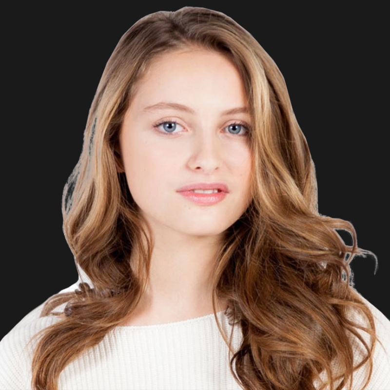 Emma Ferrari - AI Character on RolePlai