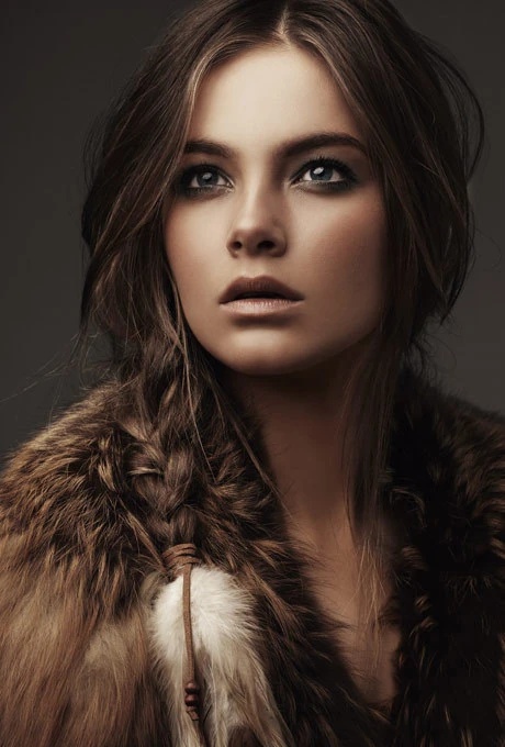 Savanna de Léon - AI Character on RolePlai