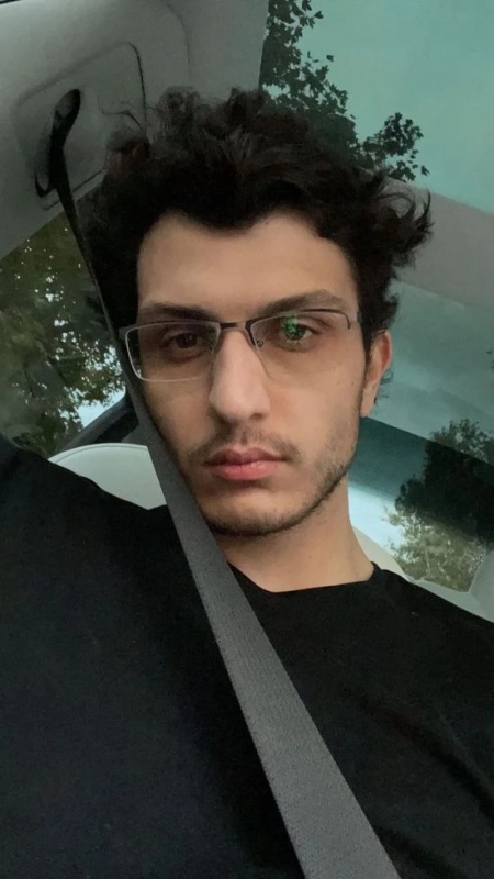 Parker Hajiaskari - AI Character on RolePlai