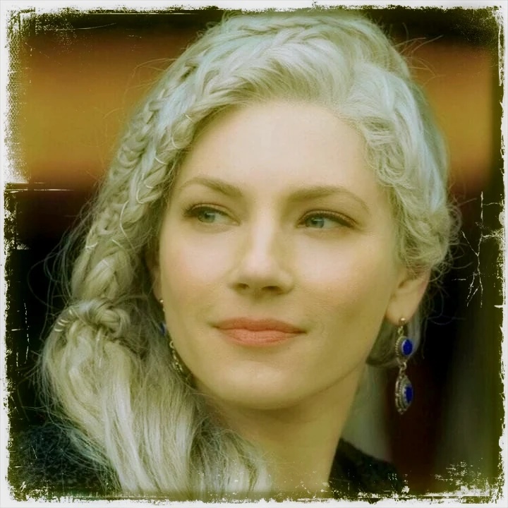 Selina Fleming - AI Character on RolePlai