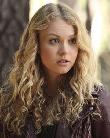 Olivia Parker - AI Character on RolePlai