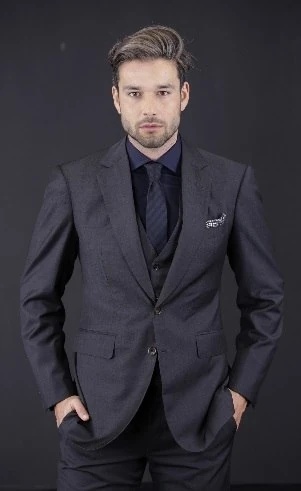 Ricardo Montana - AI Character on RolePlai