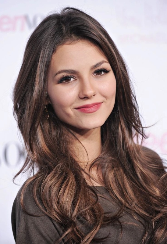 Thea Adame - AI Character on RolePlai