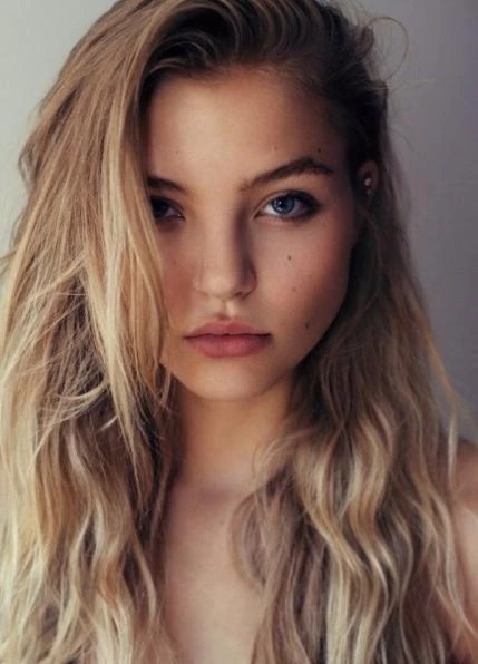 Daphne Greengrass - AI Character on RolePlai