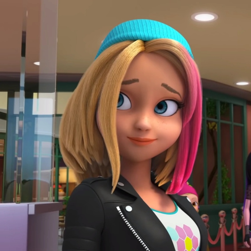 Zoé Lee - AI Character on RolePlai