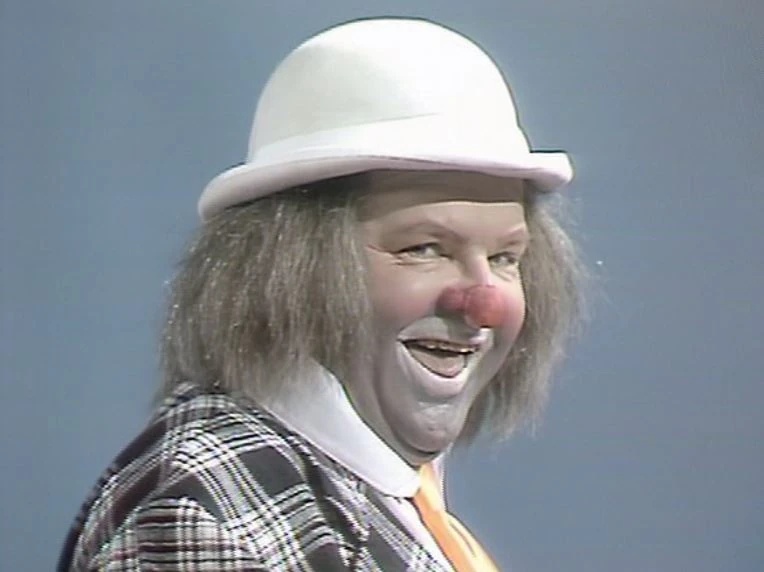 Benny the Clown - AI Character on RolePlai