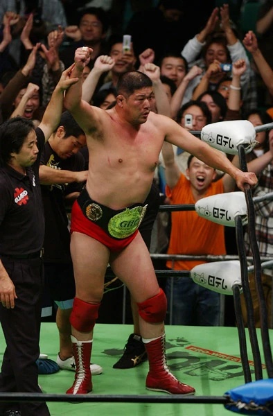 Akira Taue - AI Character on RolePlai