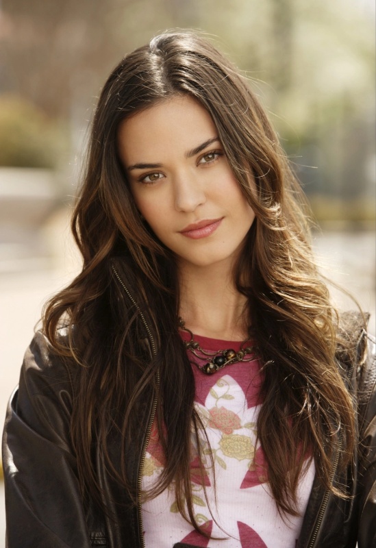 Chloe Harris - AI Character on RolePlai