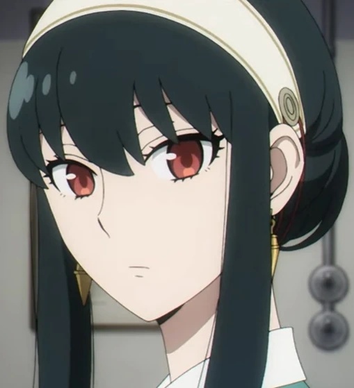 Yor Forger - AI Character on RolePlai