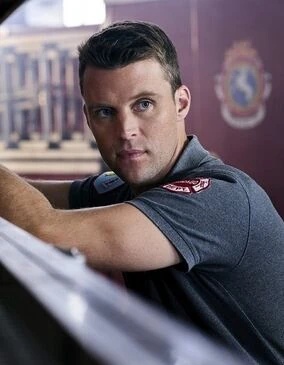 Matthew Casey - AI Character on RolePlai