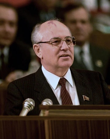 Mikhail Gorbachev - AI Character on RolePlai