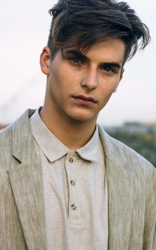 Vladimir Andrei Verano - AI Character on RolePlai