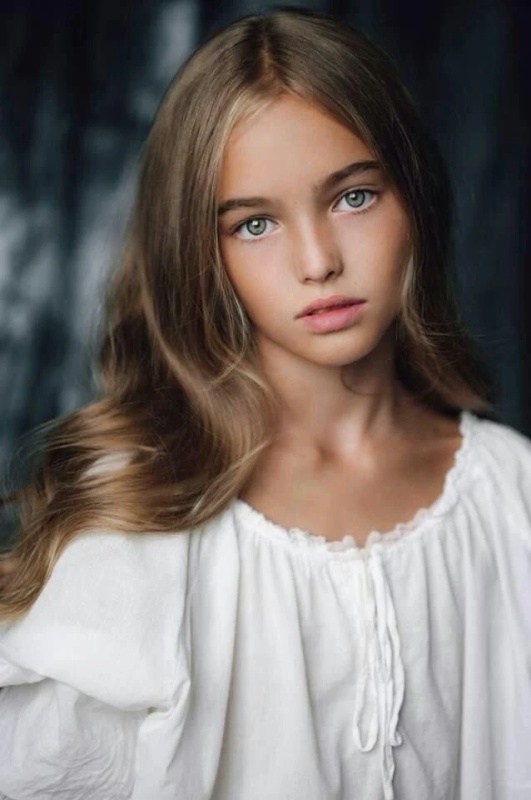 Lillian Cledwyn - AI Character on RolePlai