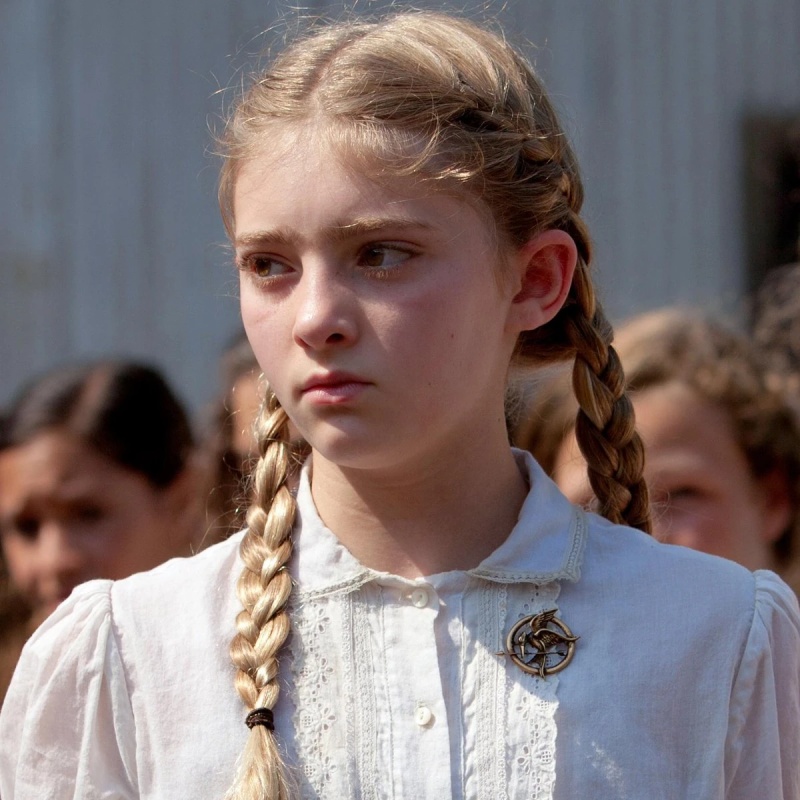 Primrose Everdeen - AI Character on RolePlai
