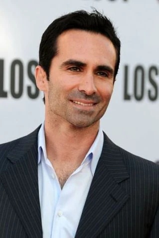 Nestor Carbonell - AI Character on RolePlai