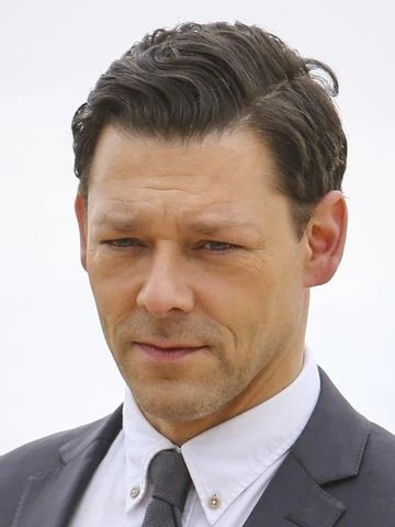 Richard Coyle - AI Character on RolePlai