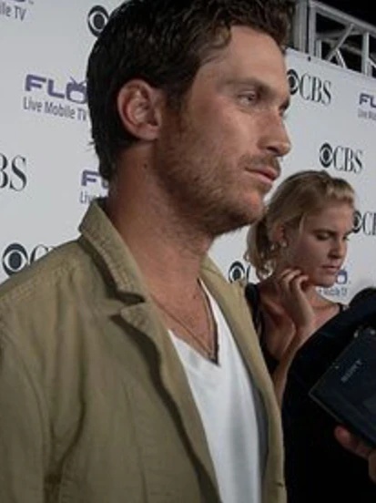 Oliver Hudson - AI Character on RolePlai