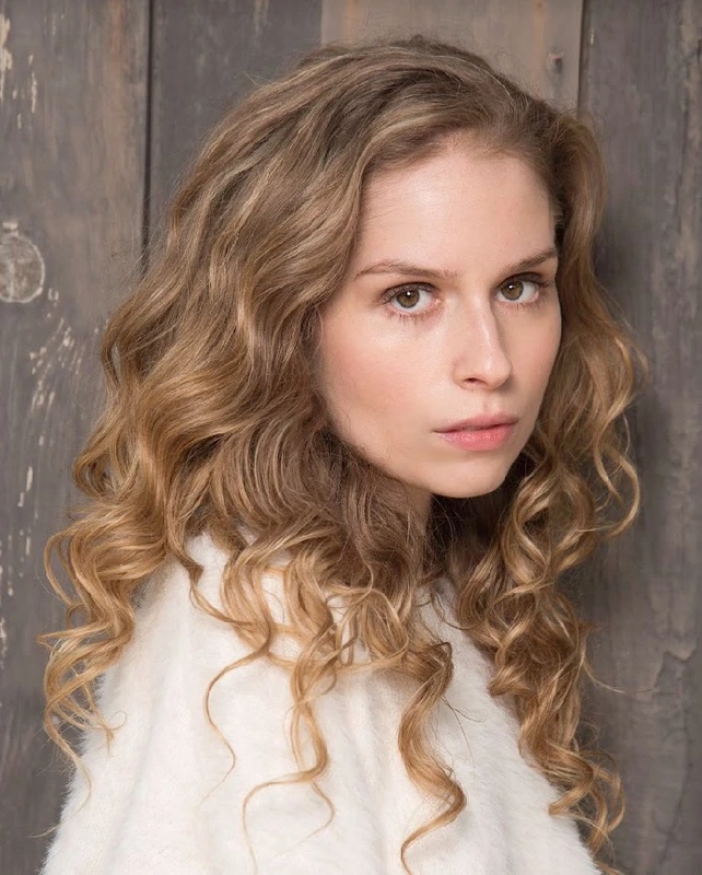 Allie Grant - AI Character on RolePlai