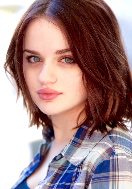 Ally Walker - AI Character on RolePlai