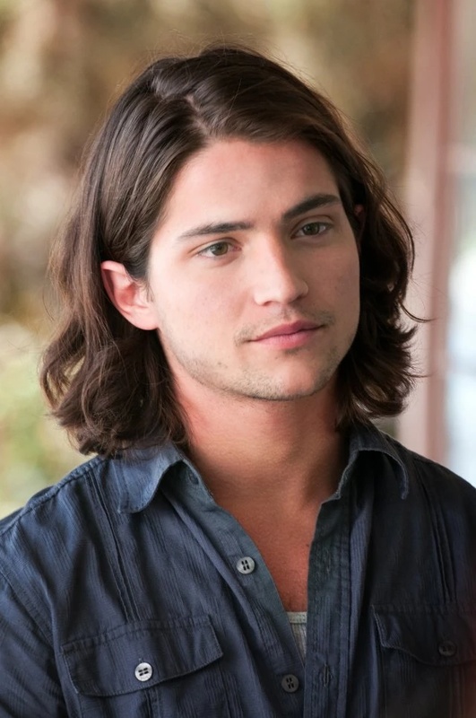 Douglas Garrick - AI Character on RolePlai