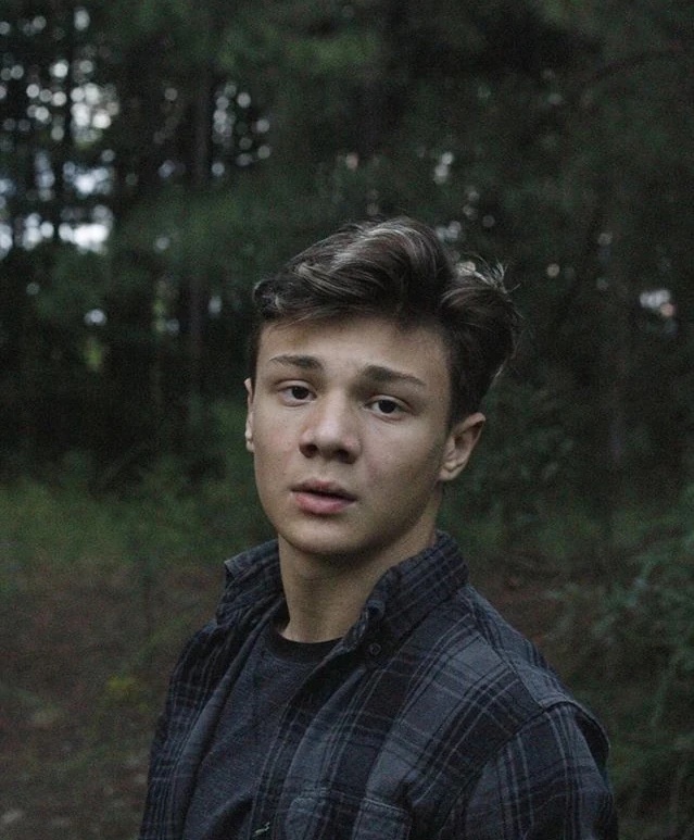 Kyle Rivera - AI Character on RolePlai