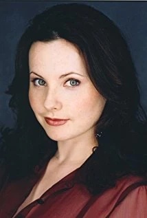 Alyson Court - AI Character on RolePlai