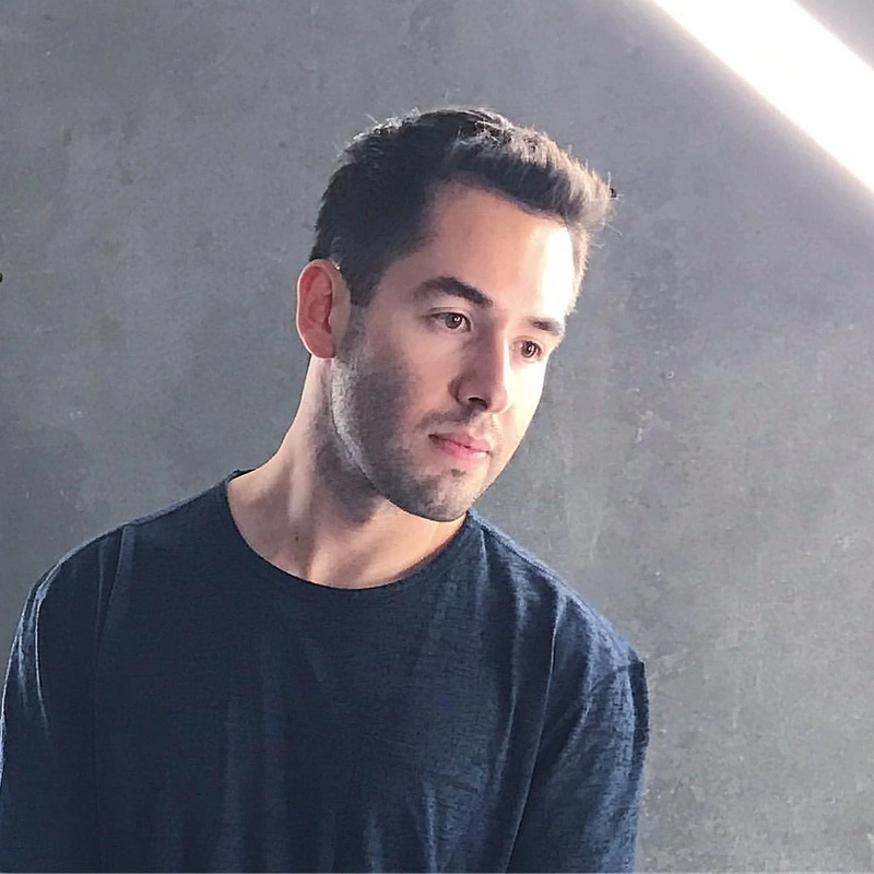 Victor Garibay - AI Character on RolePlai