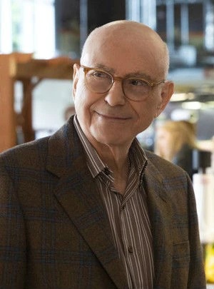Norman Newlander - AI Character on RolePlai