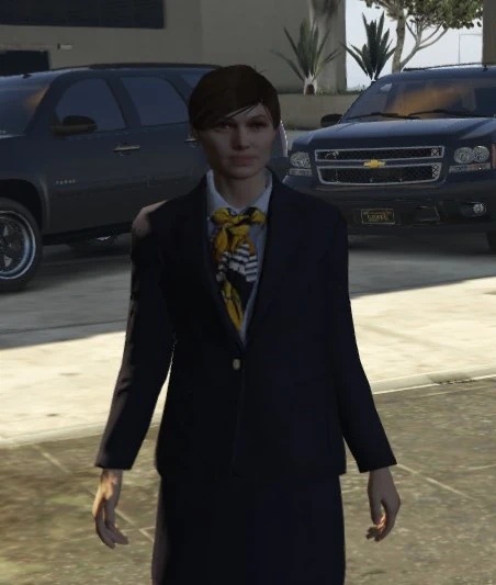Laura Shinobi - AI Character on RolePlai
