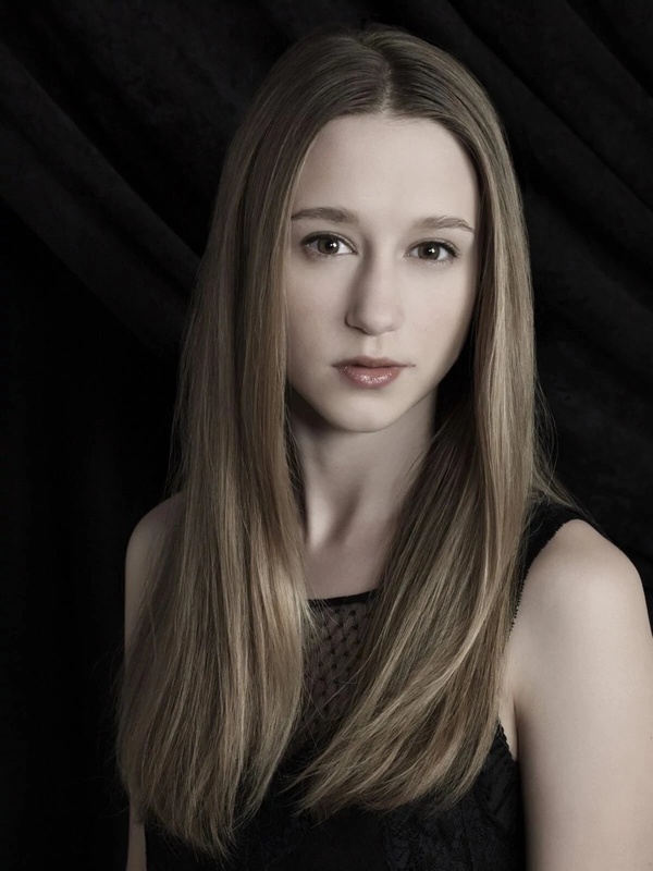 Anna-Rose Samedi - AI Character on RolePlai