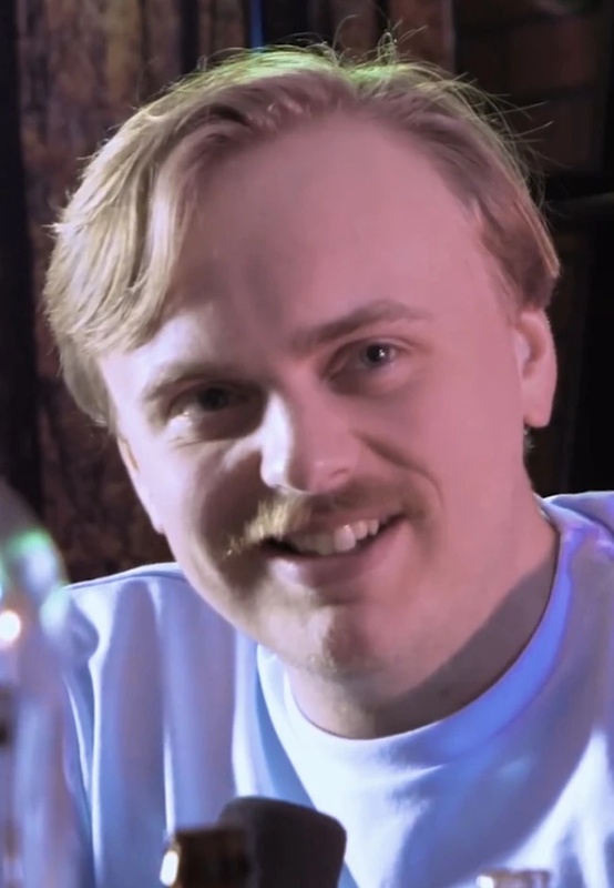 Gus Johnson - AI Character on RolePlai