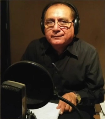 Hugo Navarrete - AI Character on RolePlai