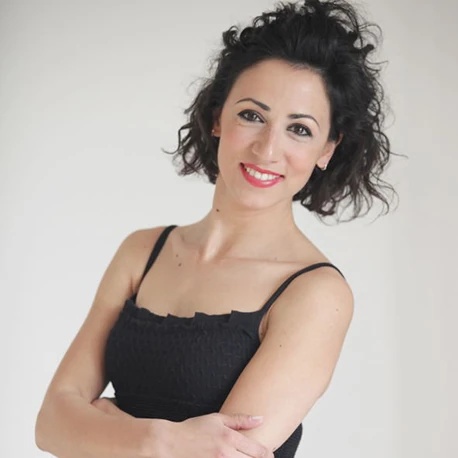 Giuliana Atepi - AI Character on RolePlai